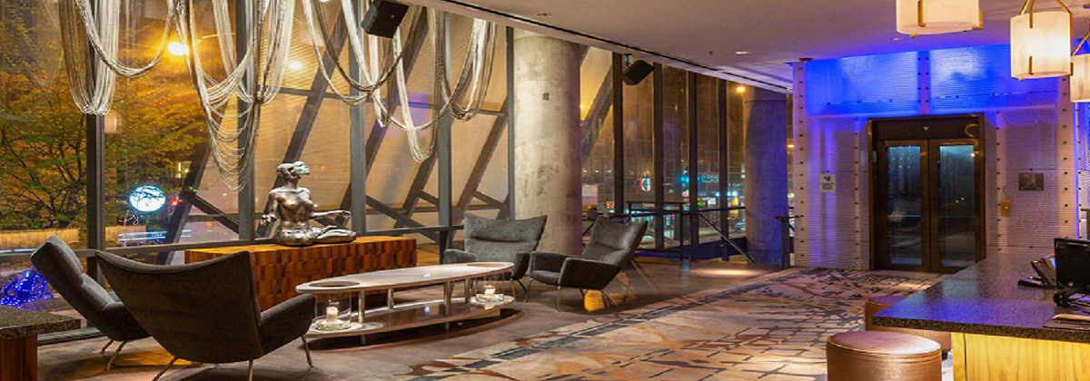 Travel with confidence and explore the heart of Chicago from the fashionable Eurostars Magnificent Mile